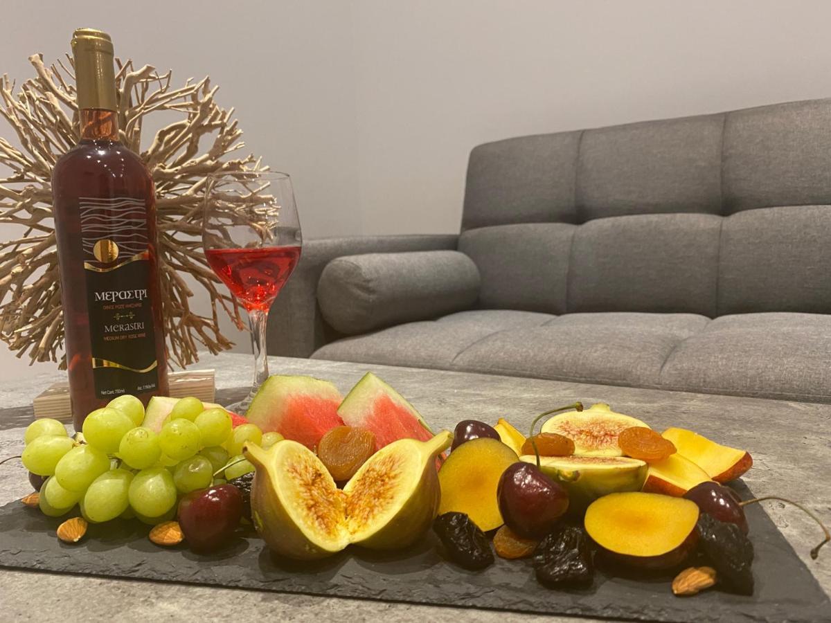 Luxury Lavender Apartment Ларнака Екстериор снимка