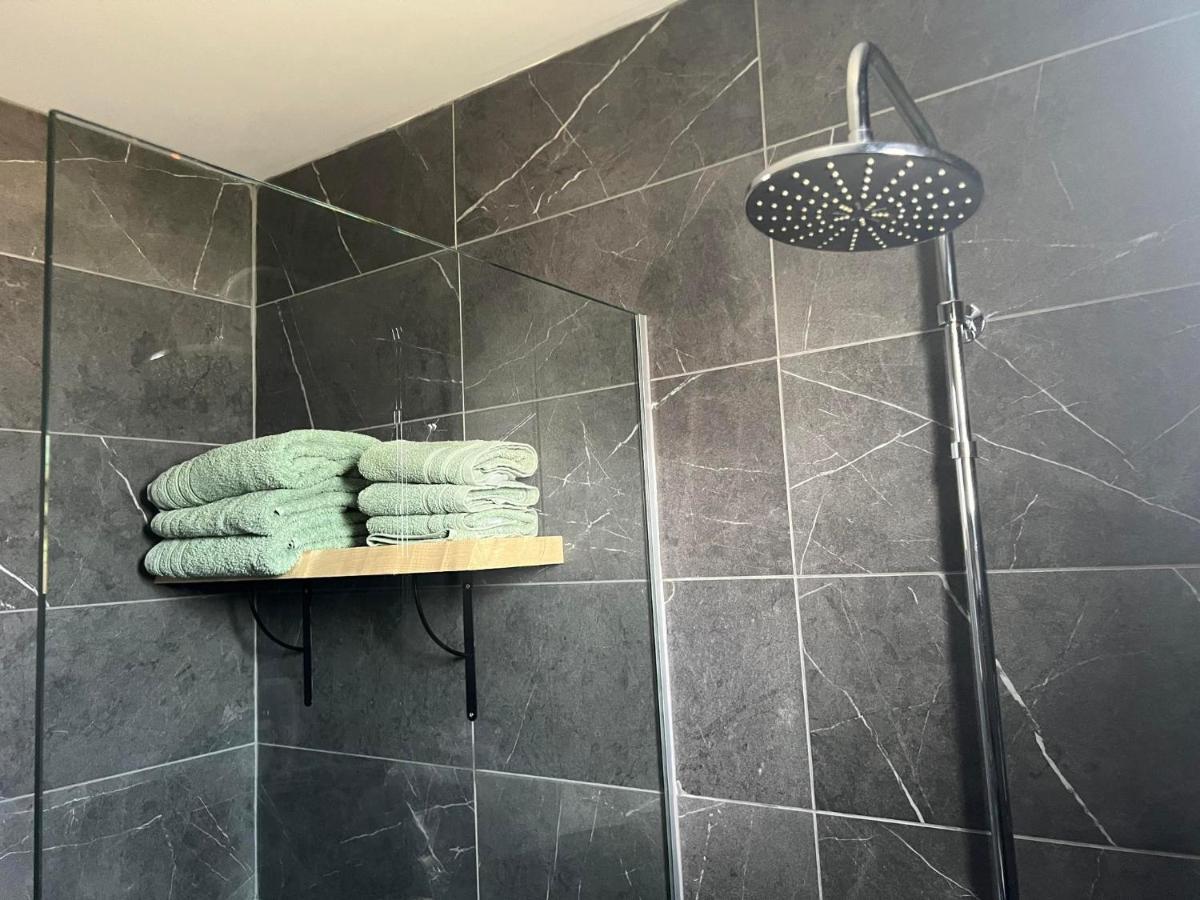 Luxury Lavender Apartment Ларнака Екстериор снимка